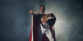 Black Box No 1 – „Strings on Queen“