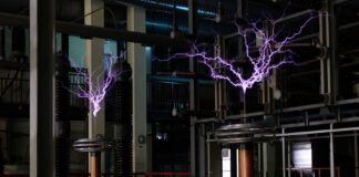 Florian Freistetter eröffnet die “Physikalischen Ostern”