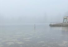 Eisschicht verhindert Neujahrsschwimmen