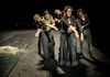 35 Jahre Theaterhaus Jena! Szene aus "Die Hundekot-Attacke" Foto: Joachim Dette
