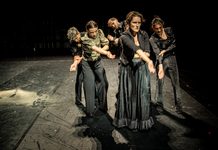35 Jahre Theaterhaus Jena! Szene aus "Die Hundekot-Attacke" Foto: Joachim Dette
